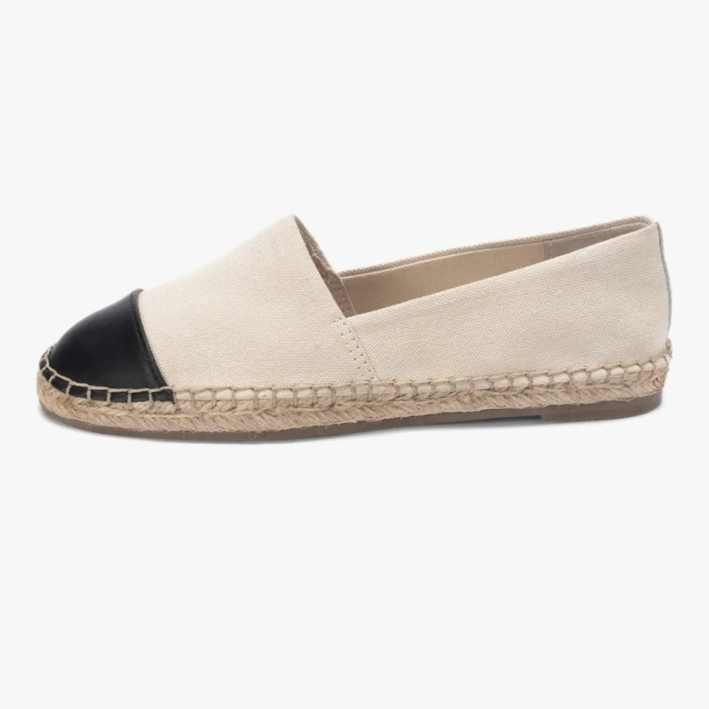 Women's Cream and Black Canvas Espadrille Flats - NWOT